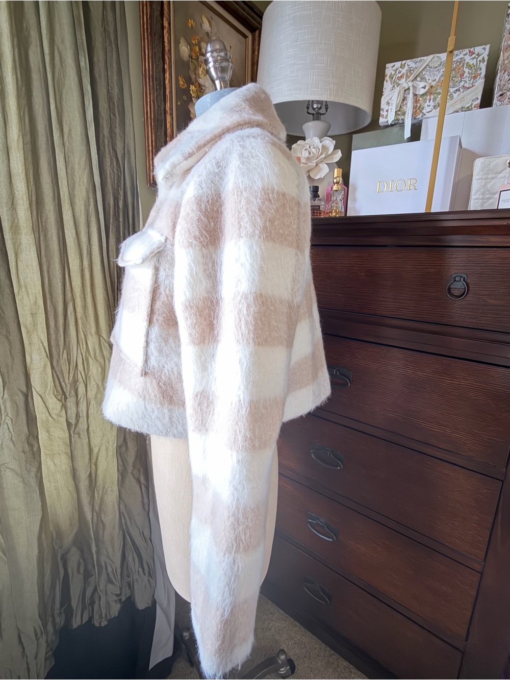 Banana Republic Cream & Tan Plaid Teddy Jacket - Picture 2 of 5